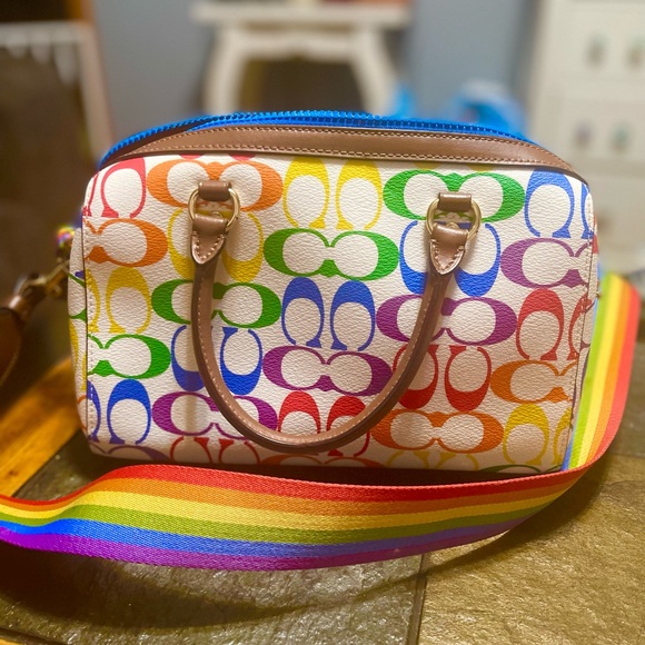 Coach Rowan Rainbow purse/bag - Picture 3 of 8